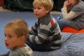 Enfants-faisant-psychomotricite-en-salle